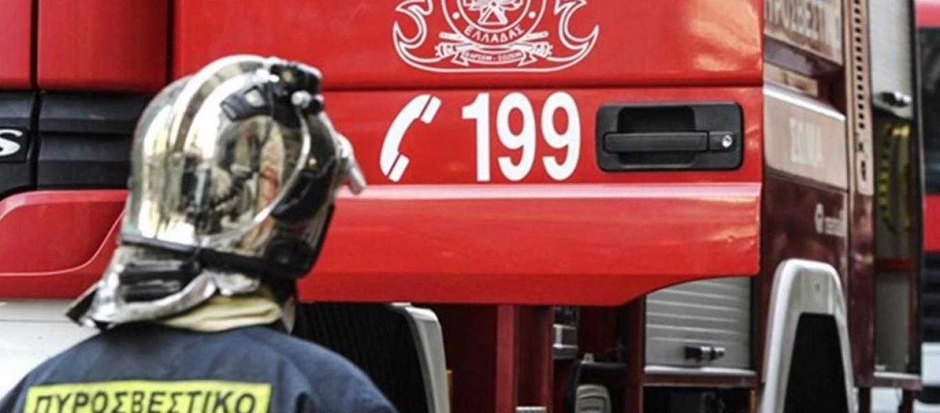 Φωτιά σε εστιατόριο στο Παλαιό Φάληρο - Μεγάλη κινητοποίηση της Πυροσβεστικής